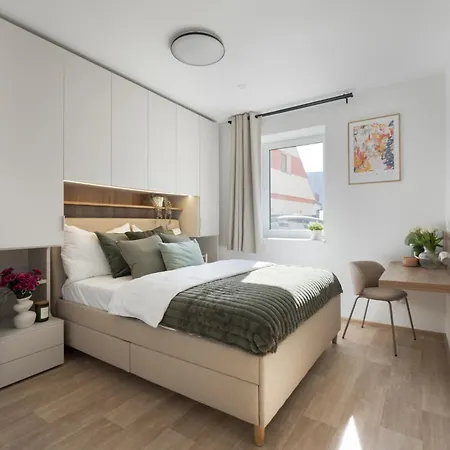 Rezidence Dibelka Apartment